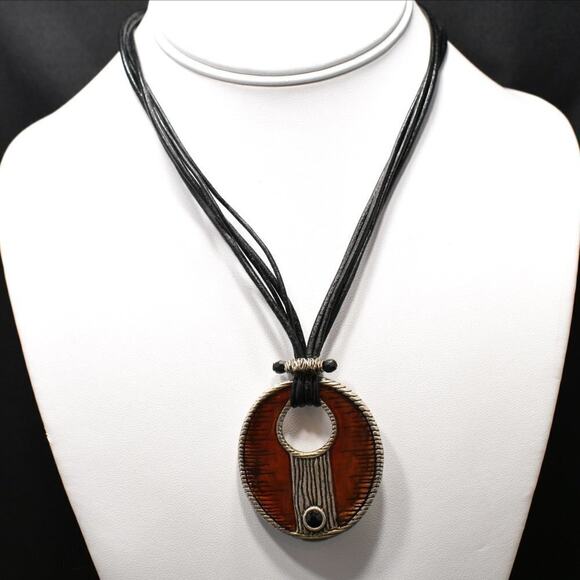 Vintage Chico's Red Enamel Pendant Leather Necklace, 21 Inches - Picture 7 of 8